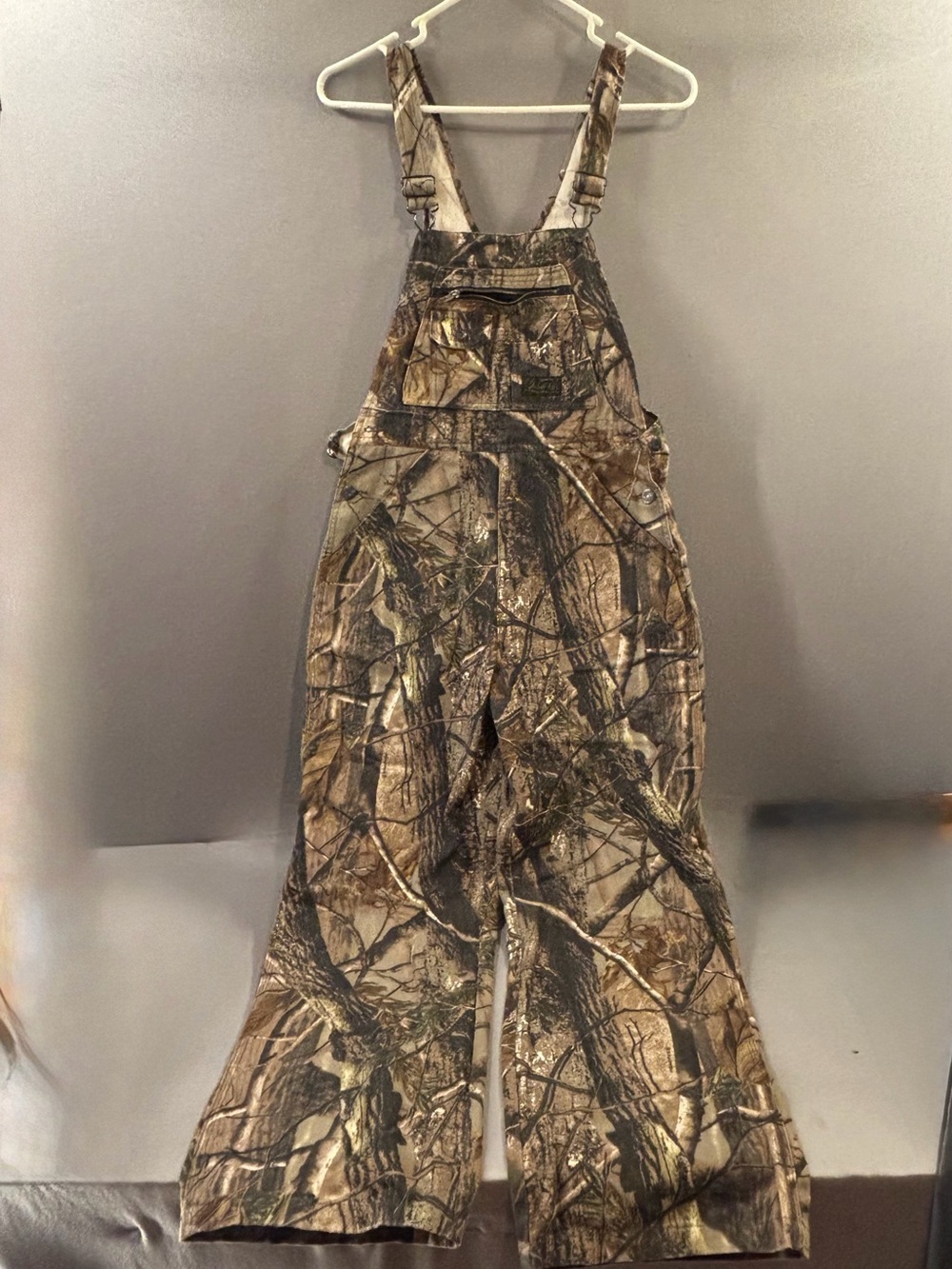 Camo Realtree-Style Bib Overalls youth size 16 Camoflauge hunting outdoor